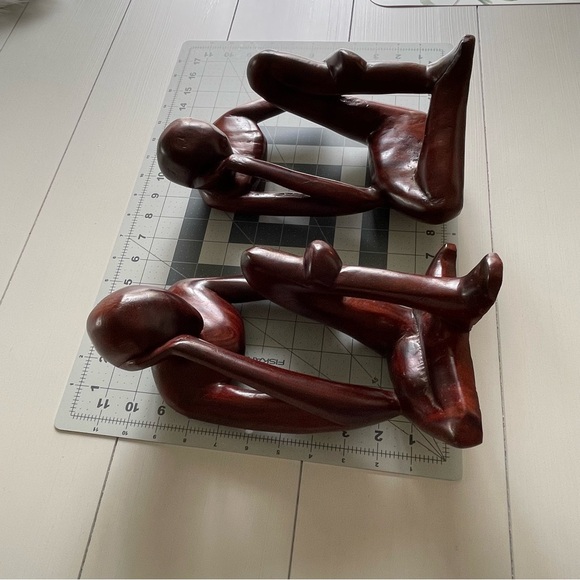 ART-1 | Abstract Hand Carved Wood Thinking Man Cross-Over Legs Sculpture Statue - Picture 7 of 13